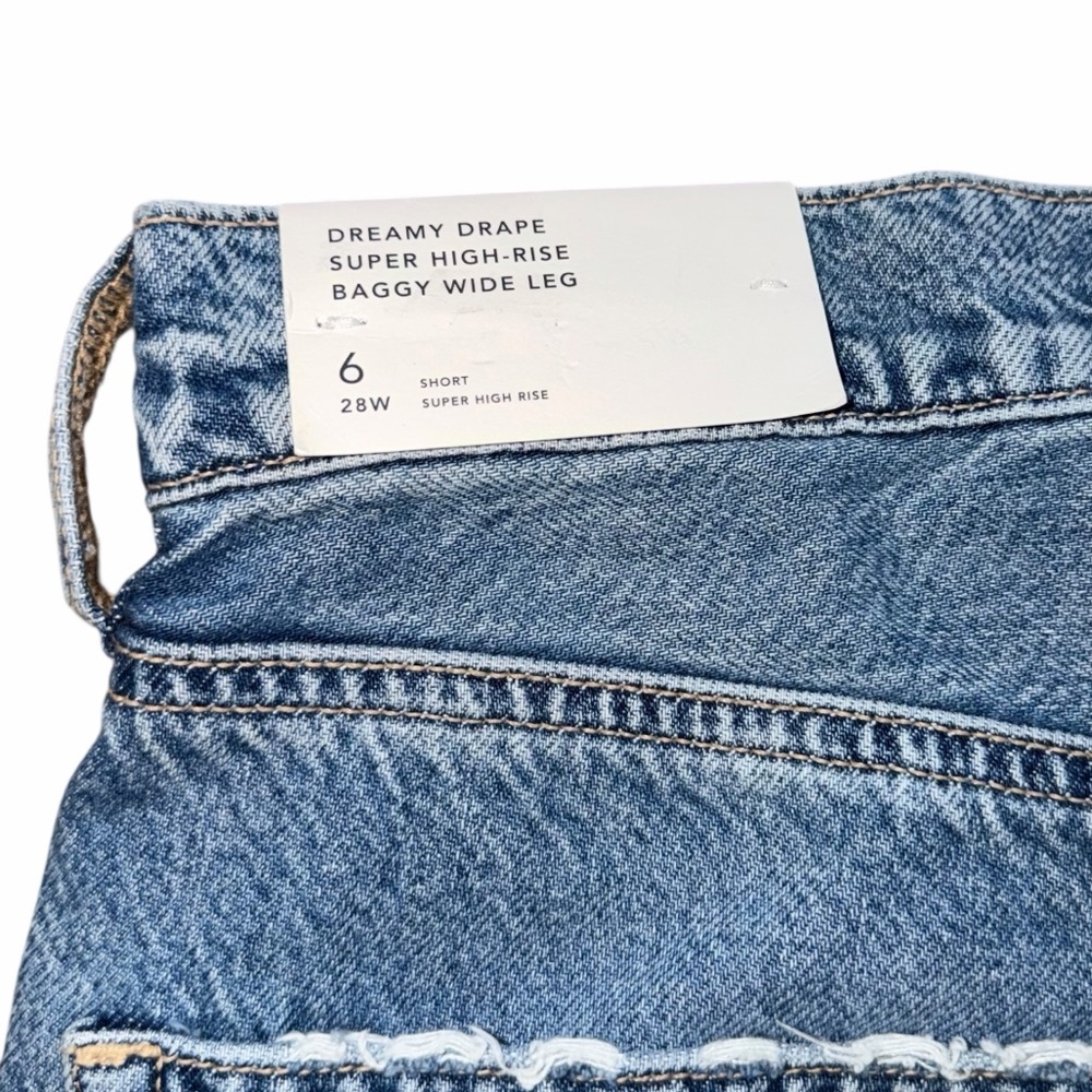 American Eagle NWT Dreamy Drape Super High Rise Baggy Wide Leg Jeans 6 SHORT - Picture 6 of 8
